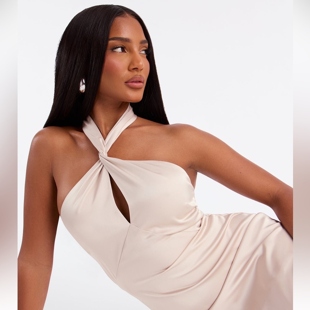 Twist-Halter Satin Prom Dress in Blush